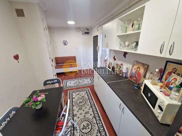 Apartament cu 2 camere decomandat în Dacia