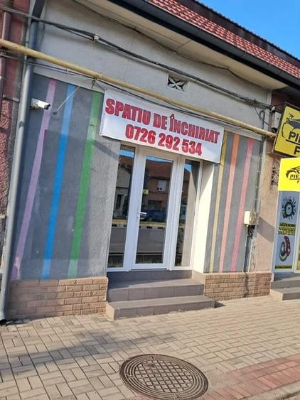 Spațiu comercial, de 35 mp, în Central
