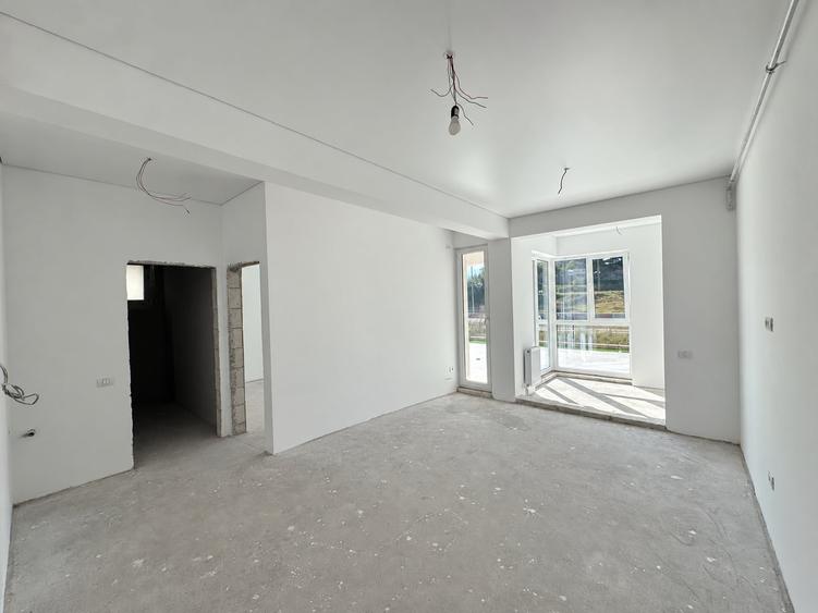 Apartament cu 2 camere decomandat în Mamaia-Sat