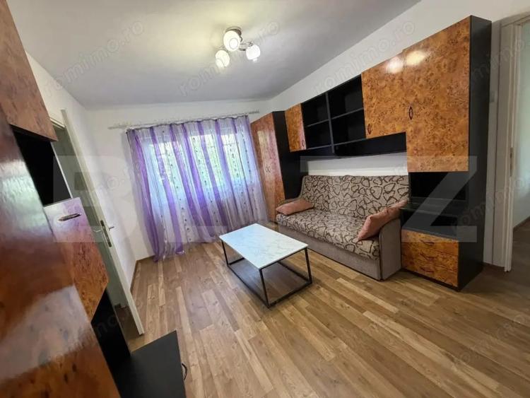 Apartament cu 3 camere decomandat în Rogerius