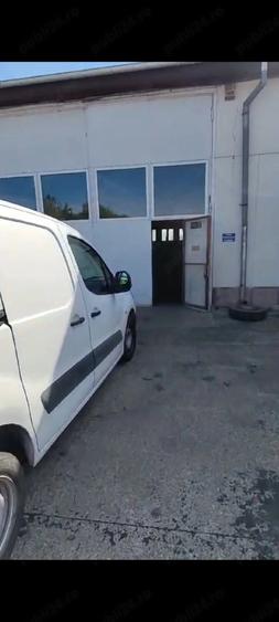 Spațiu comercial, de 100 mp, în Bartolomeu