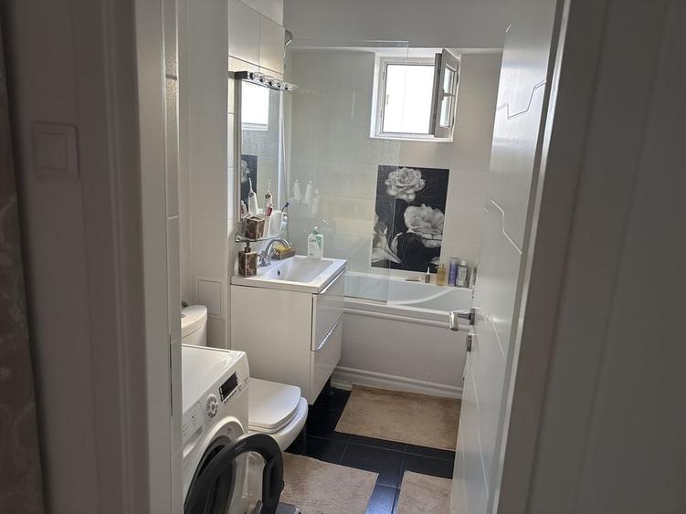 Apartament cu 2 camere semidecomandat în Aviației