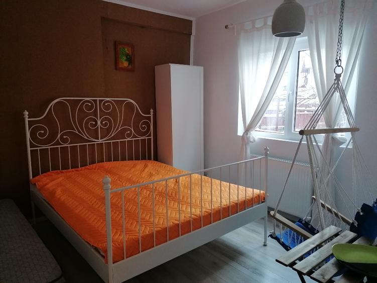 Duplex cu 5 camere cu Teren 70 Mp în Platoul Izvor