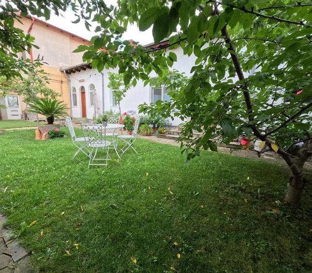 Casă Renovată cu Grădină | 227 mp | 3 Terase | 3 Dormitoare | Milcov - 59