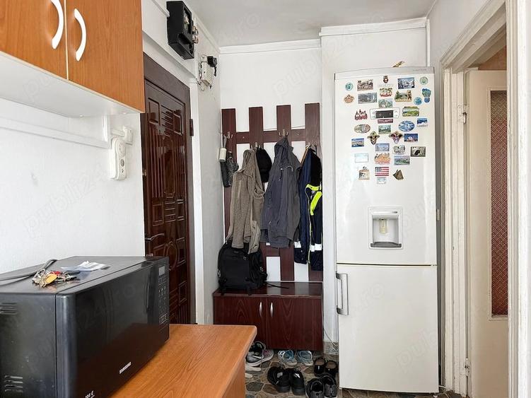 Apartament cu 2 camere semidecomandat în Rogerius