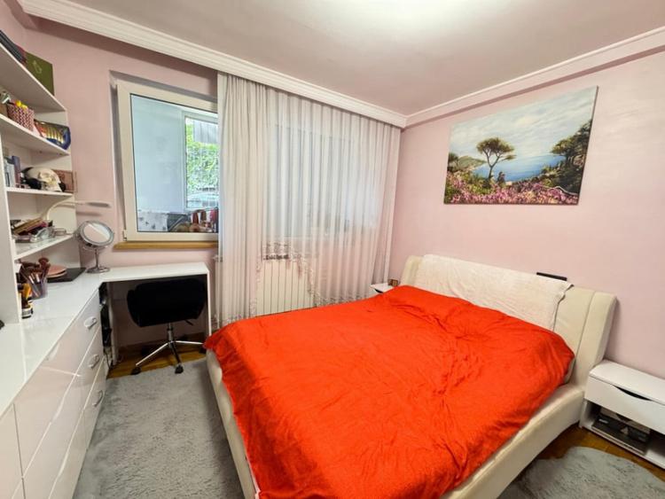 Apartament cu 2 camere semidecomandat în Ultracentral