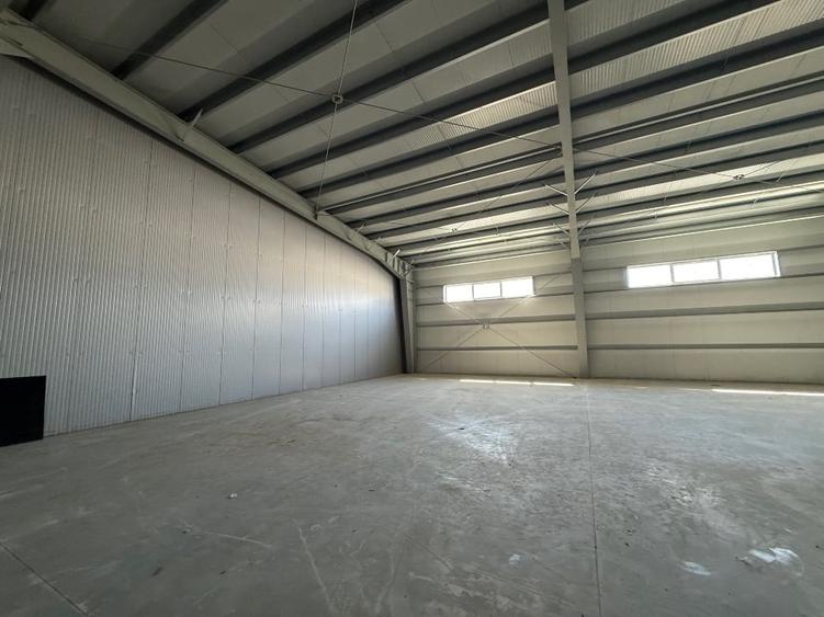Spațiu industrial, de 850 mp, în Exterior Vest