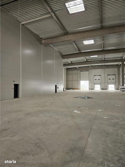 Spațiu comercial, de 1,770 mp, în Vest