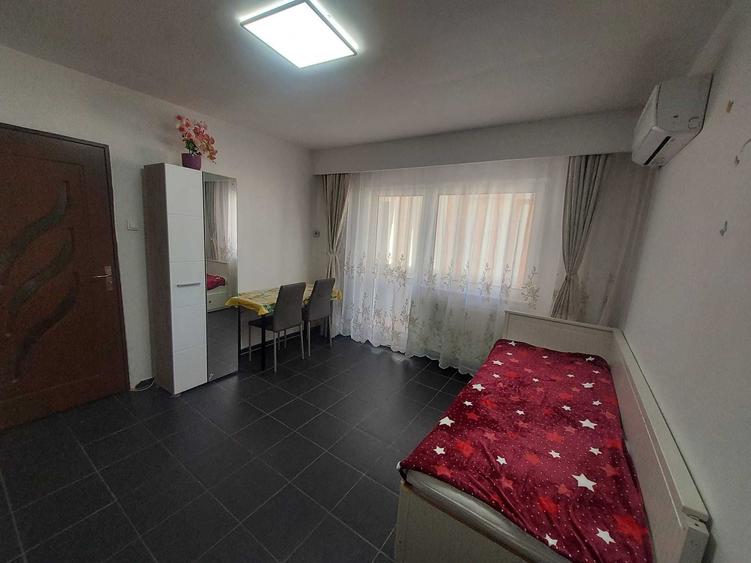 Garsonieră decomandată în Popa Șapcă