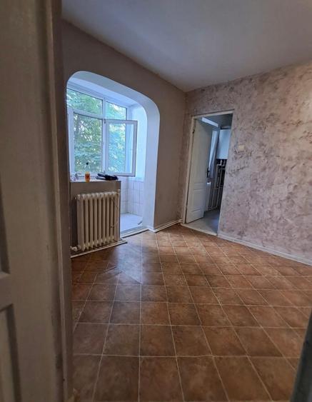 Apartament cu 2 camere nedecomandat în Alexandru cel Bun