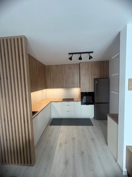 Apartament cu 2 camere decomandat în Avantgarden
