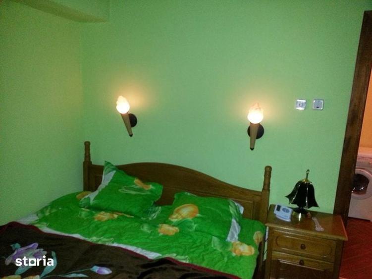 Apartament cu 3 camere decomandat în Ultracentral