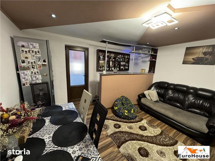 Apartament cu 2 camere în Cetate