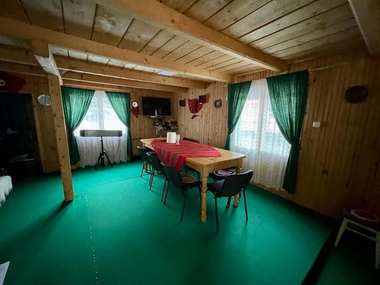 Casă cu 3 camere în Muntele Băișorii