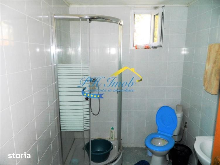 Casă cu 3 camere cu Teren 2132 Mp în Cornu
