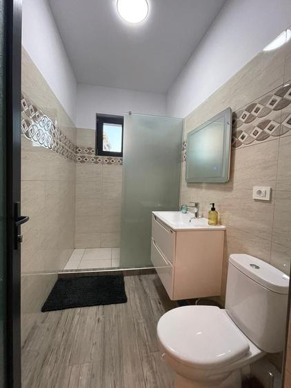 Apartament cu 2 camere decomandat în Exterior Vest
