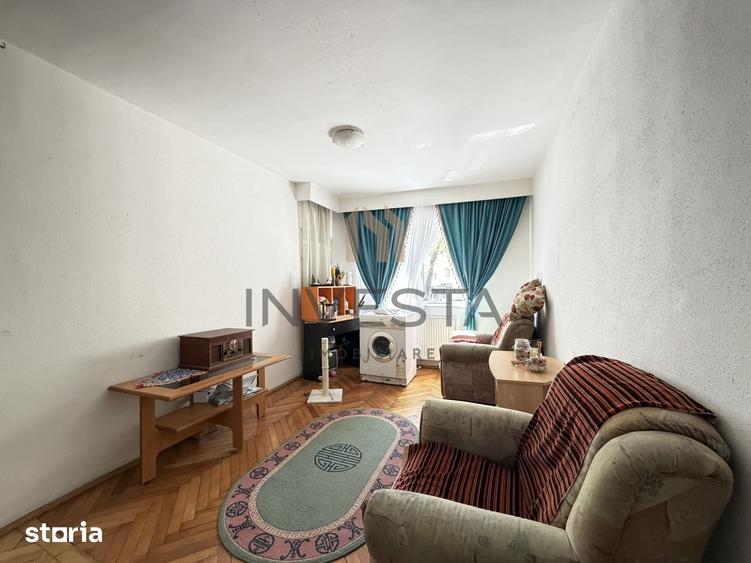 Apartament cu 4 camere decomandat în Zorilor