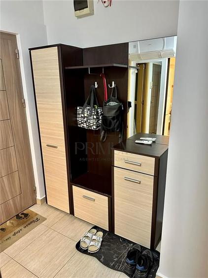 Apartament cu 3 camere decomandat, mobilat în Lipovei