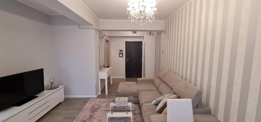 Apartament cu 3 camere nedecomandat în Central
