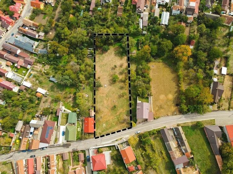 Teren de 3290 mp, în Codlea