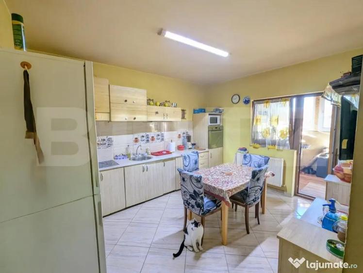 Casă cu 3 camere cu Teren 600 Mp în Tomești