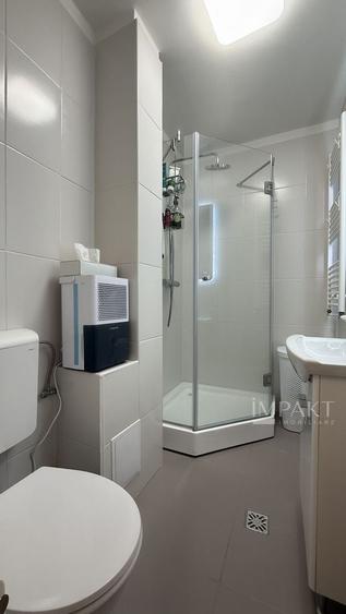 Apartament cu 4 camere decomandat, mobilat în Andrei Mureșanu