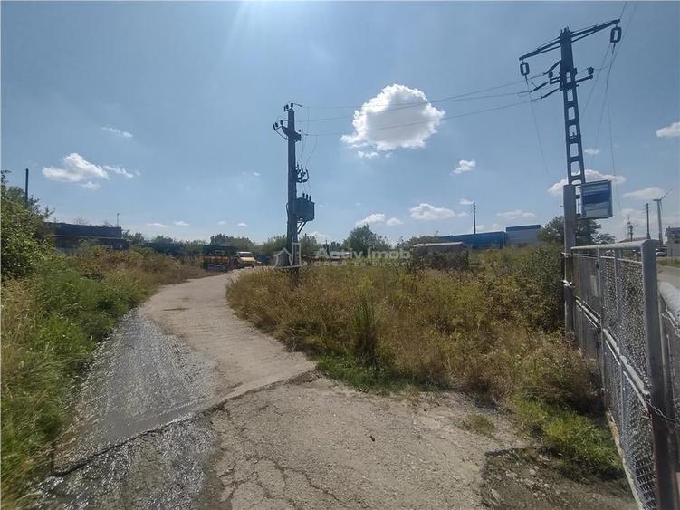 Teren de 16052 mp, în Oravița