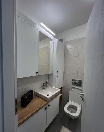 Apartament cu 2 camere semidecomandat, mobilat în Aviației