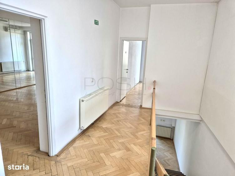Casă cu 4 camere cu Teren 165 Mp în Dorobanți