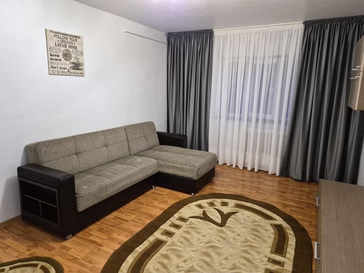 Apartament cu 2 camere decomandat în Făcăi