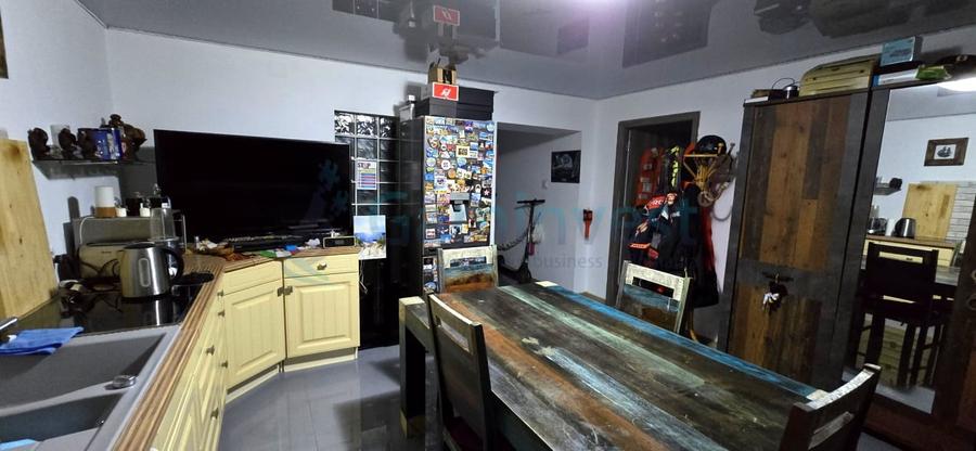 Apartament cu 5 camere decomandat în Gării