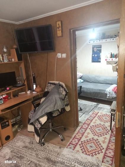 Casă cu 4 camere în Colentina