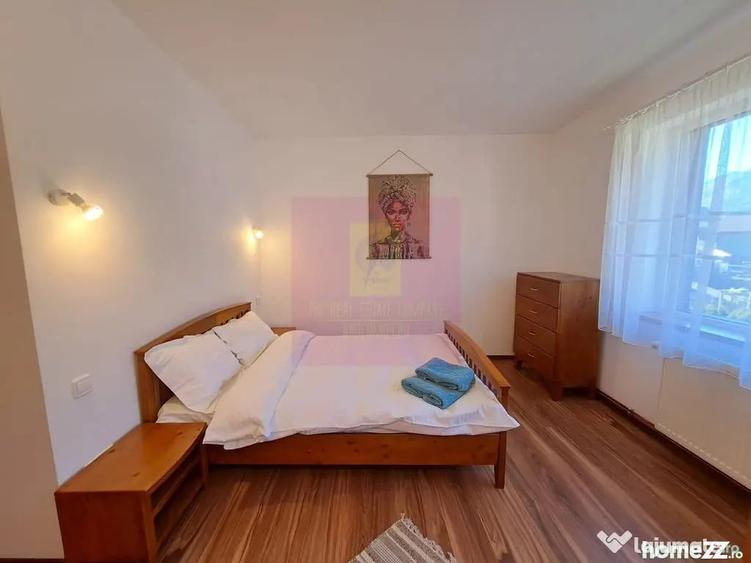 Casă cu 7 camere cu Teren 248 Mp în Piatra Arsă