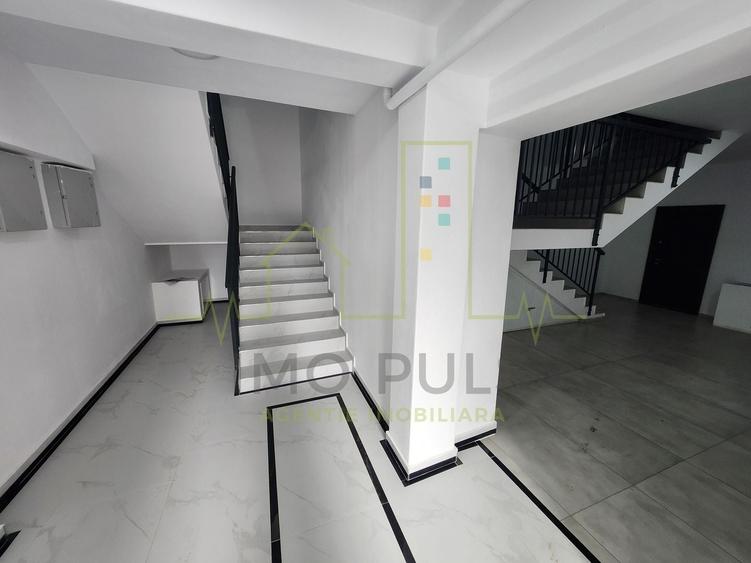 Apartament cu 3 camere decomandat în Dumbrăvița