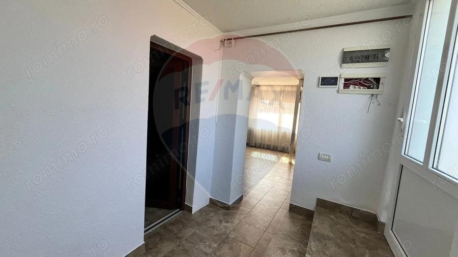 Casă cu 3 camere cu Teren 300 Mp în Gării