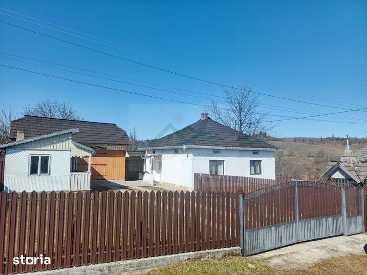 Casă cu 4 camere cu Teren 500 Mp în Valea Moldovei
