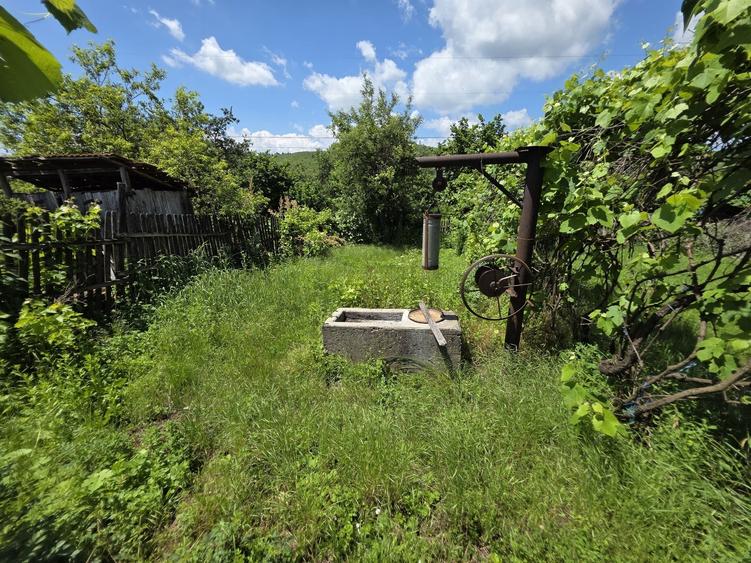 Casă cu 3 camere în Călinești