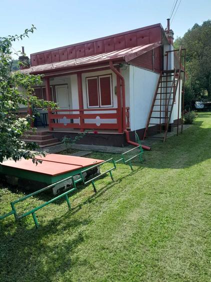 Casă cu 2 camere în Vâlcănești