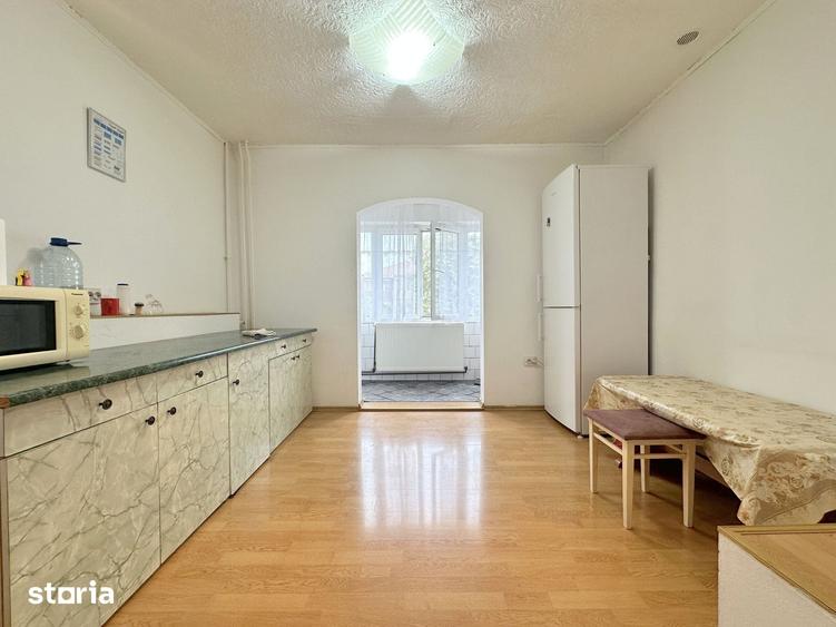 Apartament cu 2 camere decomandat în Soarelui