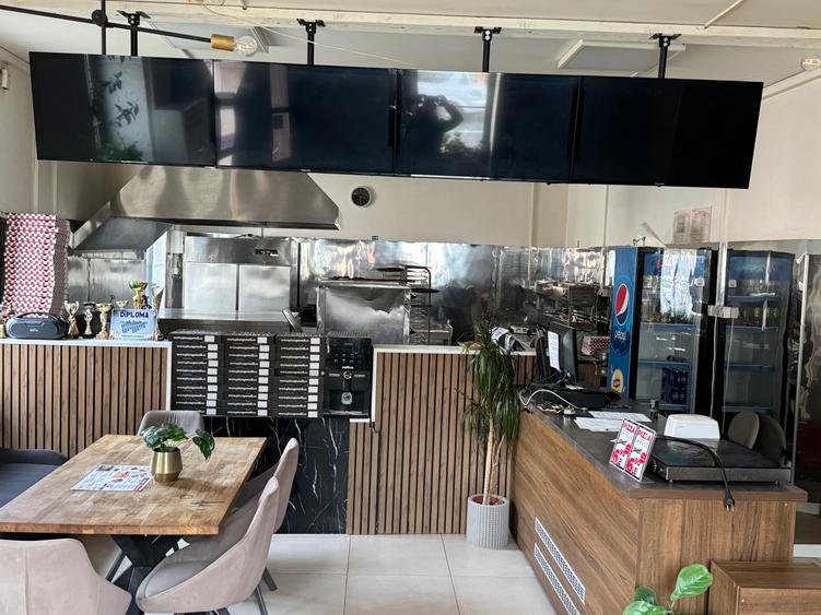 Spațiu comercial, de 105 mp, în Central