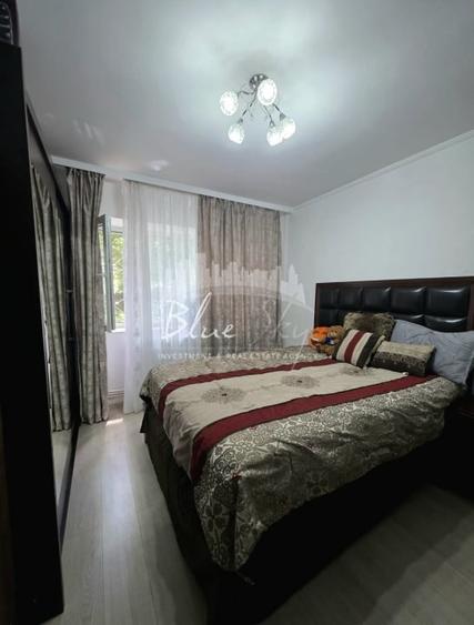 Apartament cu 3 camere semidecomandat, mobilat în Dacia