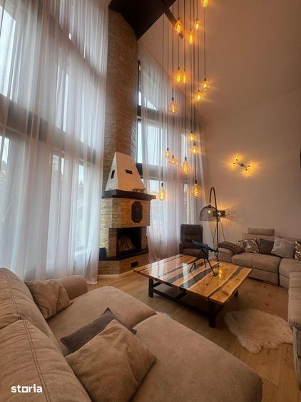 Casă cu 6 camere cu Teren 1834 Mp în Bran