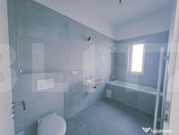 Apartament cu 3 camere semidecomandat în Torontalului