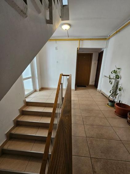 Apartament cu 2 camere decomandat în Panduri