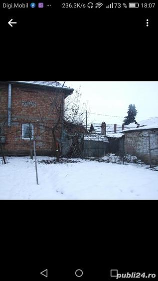 Casă cu 4 camere în Luna