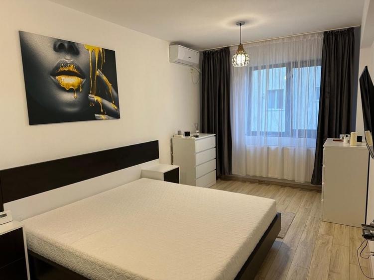 Apartament cu 2 camere decomandat în Fundeni