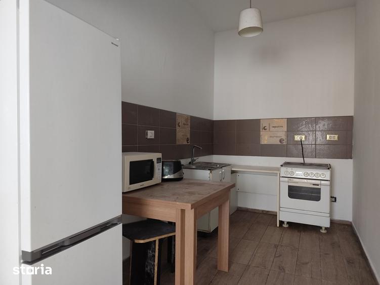 Apartament cu 2 camere semidecomandat în Ultracentral