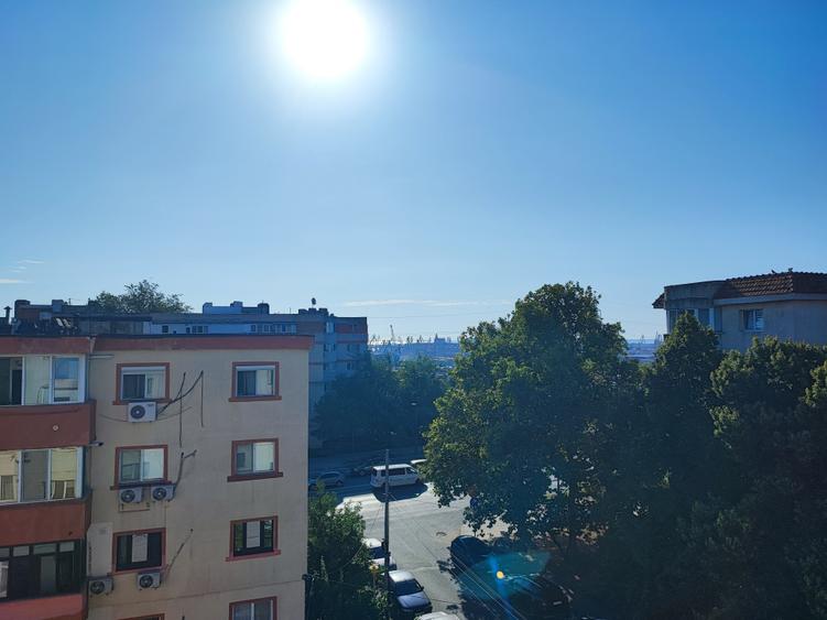 Apartament 2 camere de vanzare in zona Far, comision 0% - 11
