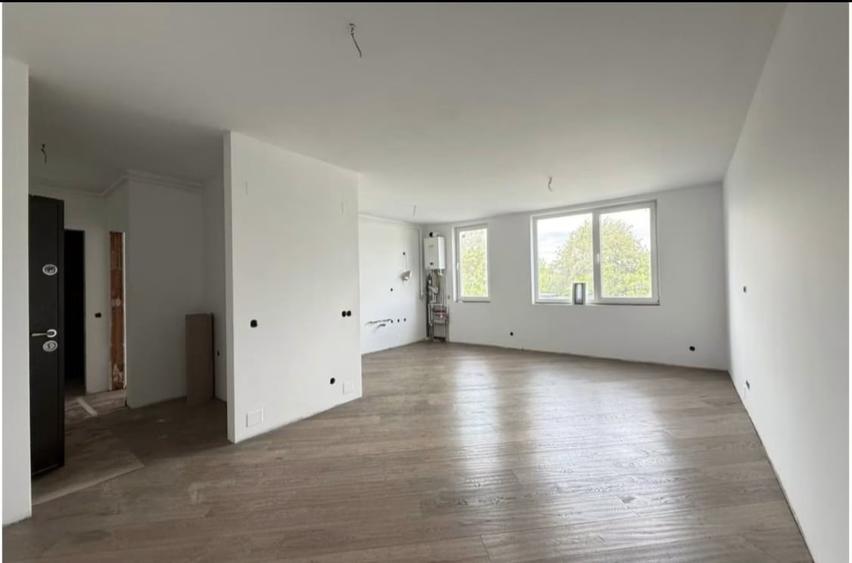 Apartament cu 2 camere decomandat în Florești — fotografia 2