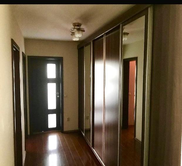Apartament cu 3 camere,terasa,parcare,etaj interemdiar, zona Sub cetate - 5